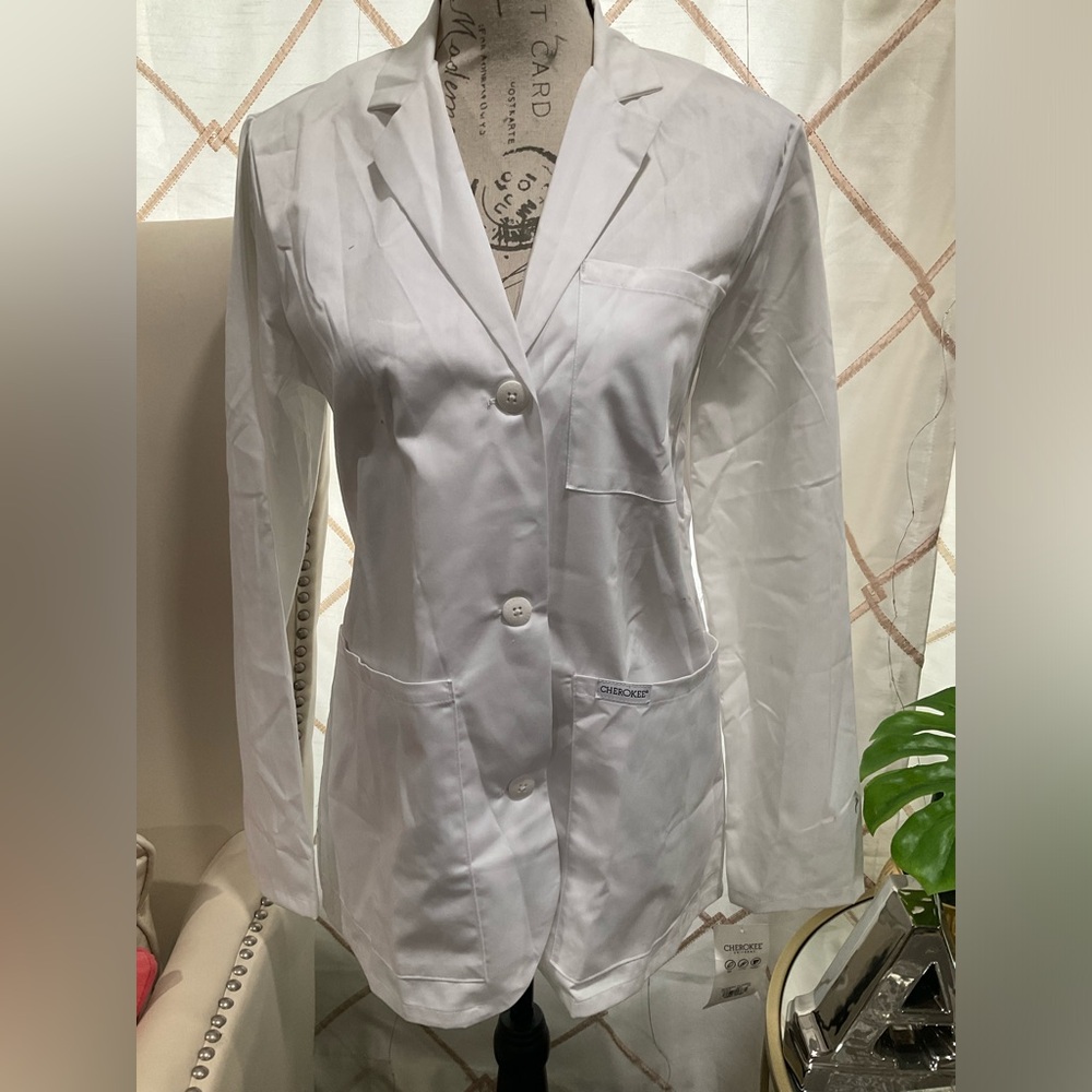 WHITE‎ CHEROKEE SCRUBS PROFESSIONAL WHITES WOMEN LAB COAT
